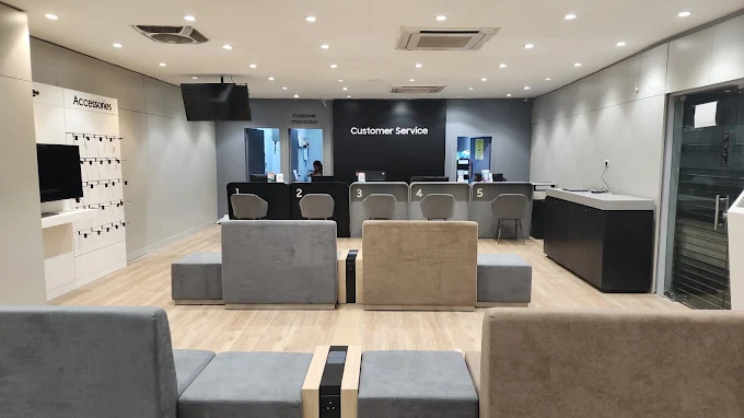 Samsung Technician